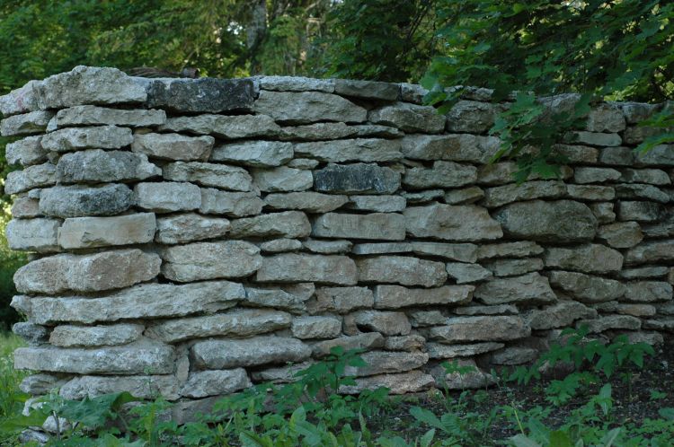 Kivimüüri ehitus - Jaager OÜ taastatud paekivimüür